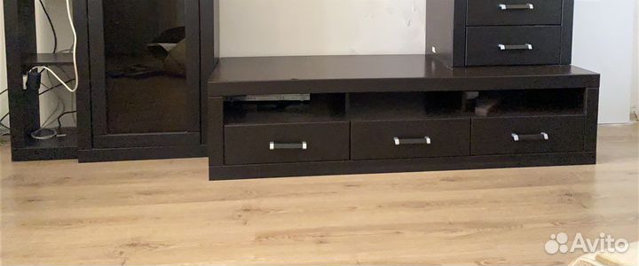 Стенка горка в гостиную бу