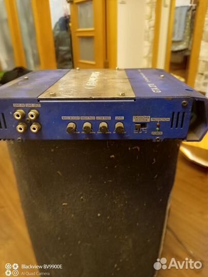 Автомобильный сабвуфер