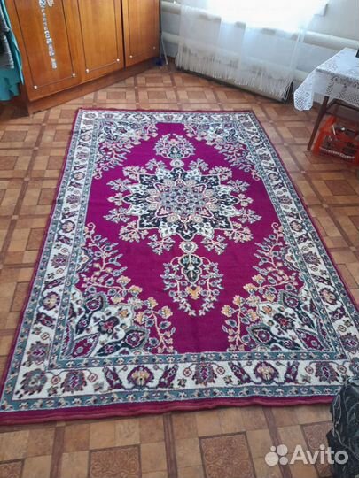 Ковер полушерстяной