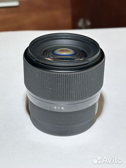 Sigma 56mm f/1.4 DC DN (Canon EF-M)