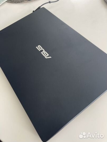 Ноутбук asus laptop