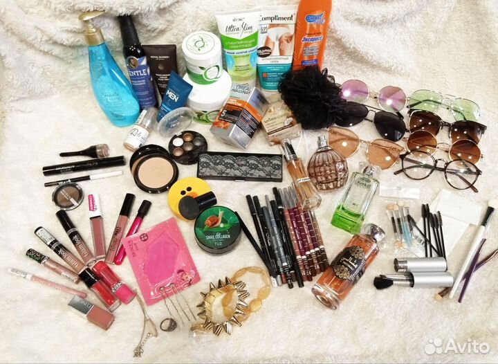 Набор косметики пакетом