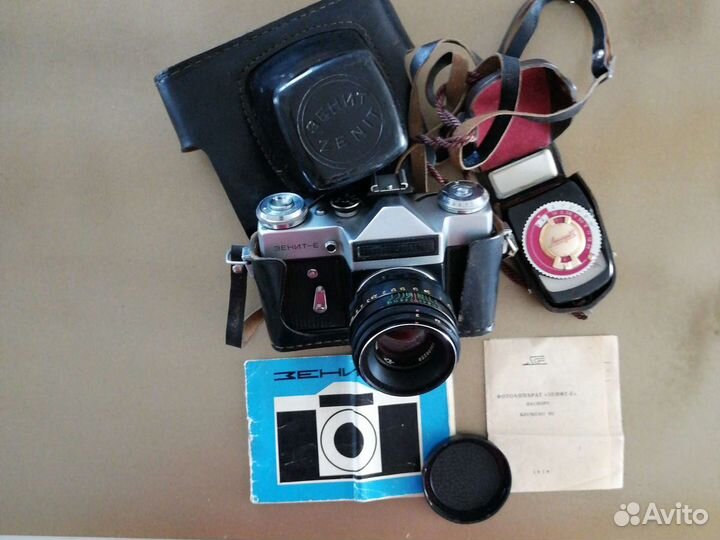 Фотоаппарат Зенит-Е объектив helios-44-2 1979г