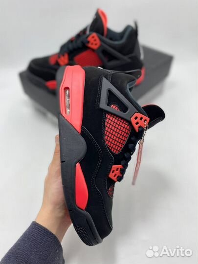 Nike Air Jordan 4 Retro “Red Thunder”