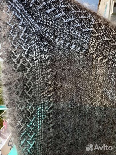 Пуховый платок (шаль)