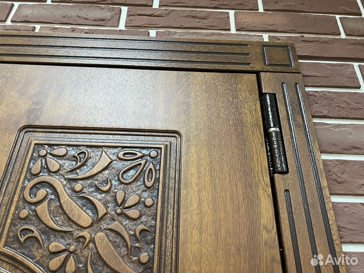 Дверь входная металлическая