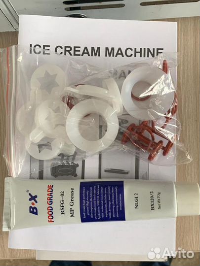 Настольный фризер мороженого GQ-618ctbap