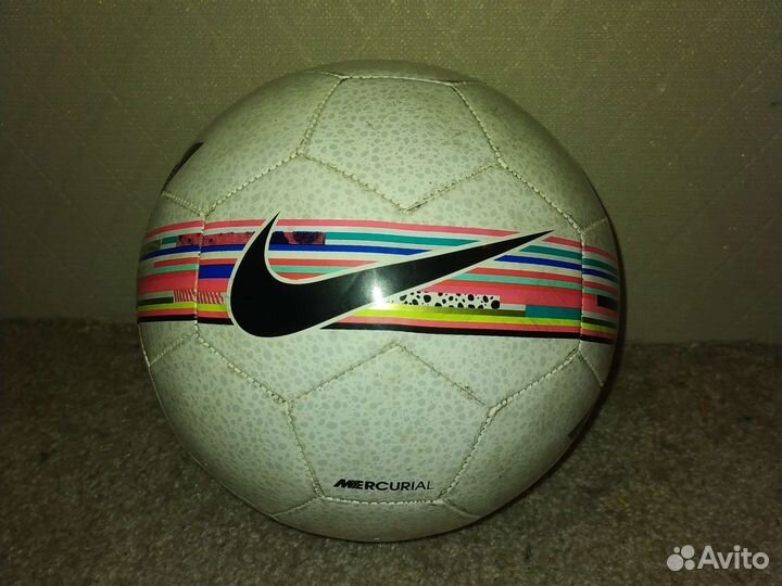 Футбольный мяч nike