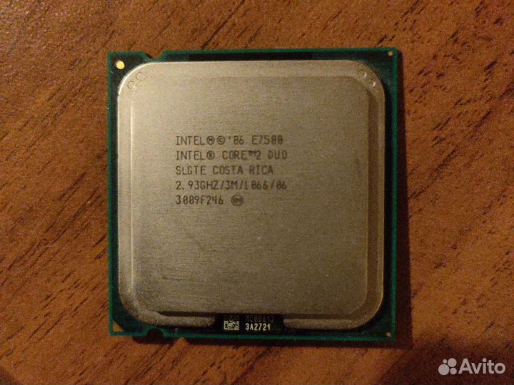Процессоры несколько разных socket 775 и 1155