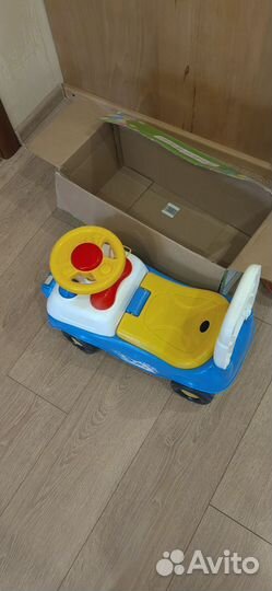 Детская машинка каталка с ручкой