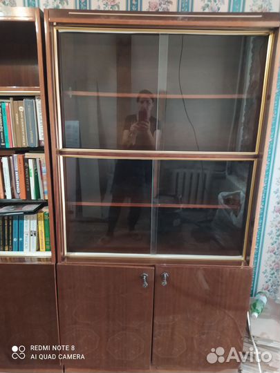 Книжный шкаф сервант