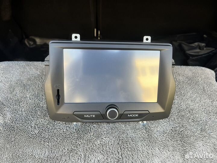 Штатная магнитола LADA vesta