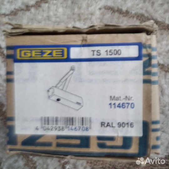 Доводчик дверной