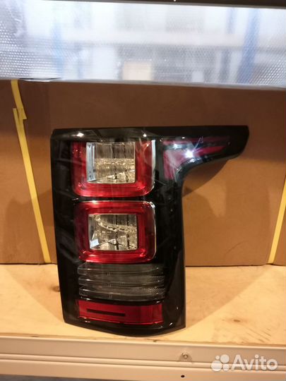 Задний правый фонарь range rover land rover vogue