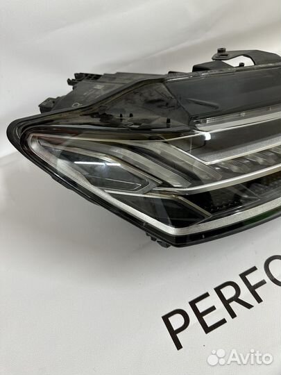 Фара правая Matrix Матрикс Audi A7 4K