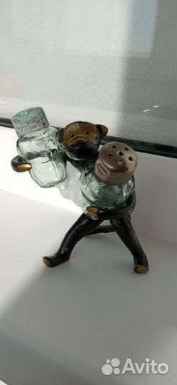 Статуэтка солоница