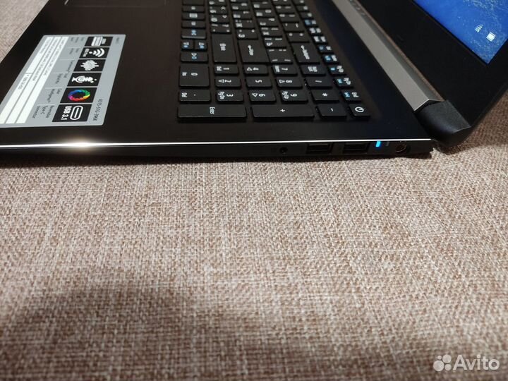 Acer Aspire 5, i3 6006U, 6GB DDR4, SSD 240,HDD 1TB