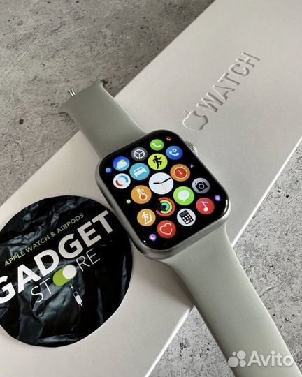 Apple watch S8 mini
