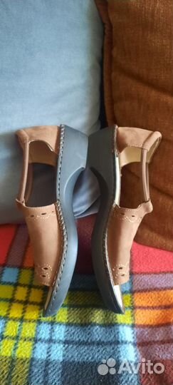 Сандалии кожаные Clarks р.39 (25 см)