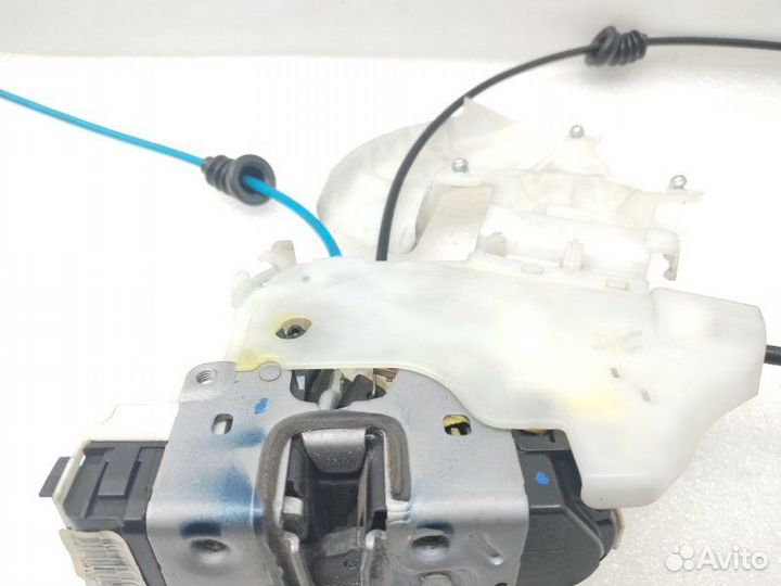 Замок двери задний левый Mercedes-Benz Cls-Class