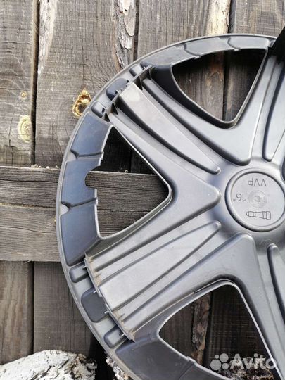 Колпаки на колеса r 16