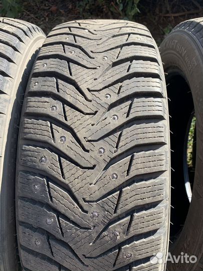 Kumho WinterCraft SUV Ice WS31 215/60 R17 96