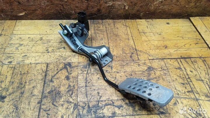 Педаль газа Nissan X-Trail T30 2006