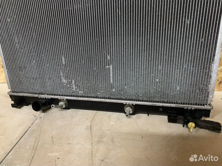 Радиатор Land Cruiser Prado 4.0л