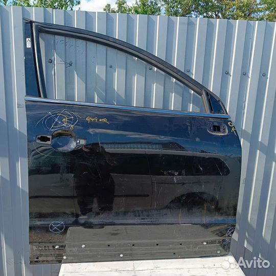 Передняя правая дверь Opel Antara 1