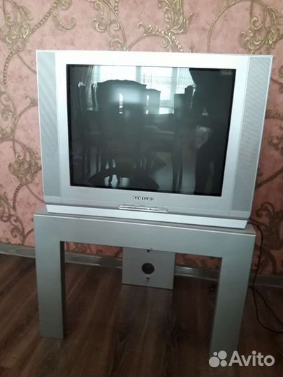 Телевизор samsung с подставкой