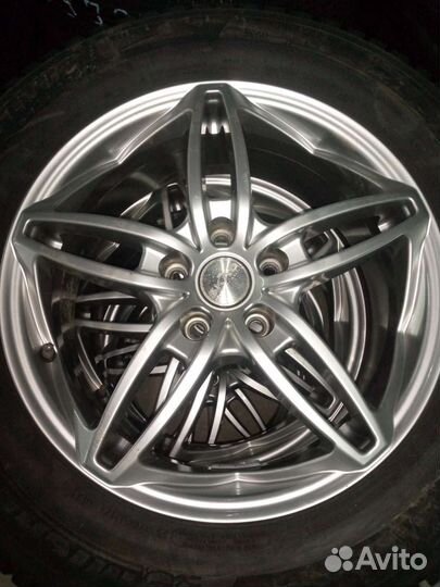Michelin Latitude X-Ice XI2 225/65 R17