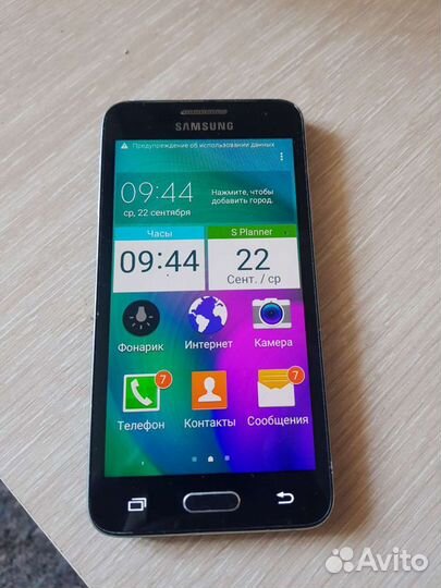 Samsung Galaxy A3 SM-A300F, 16 ГБ