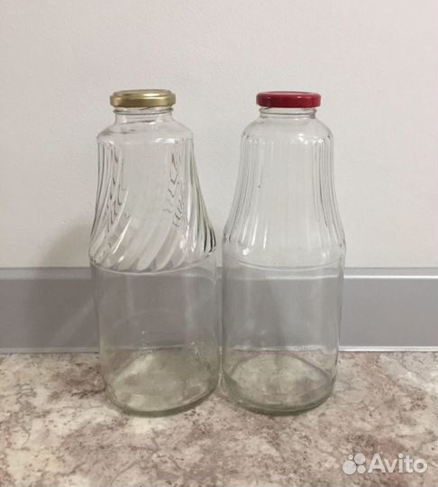 Стеклянные бутылки с закручивающимися крышками