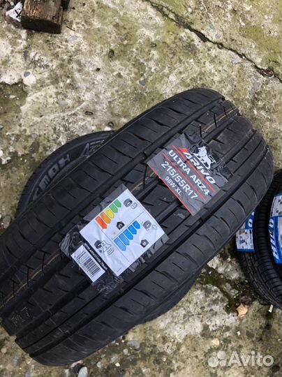 Arivo Ultra ARZ4 215/55 R17 98W