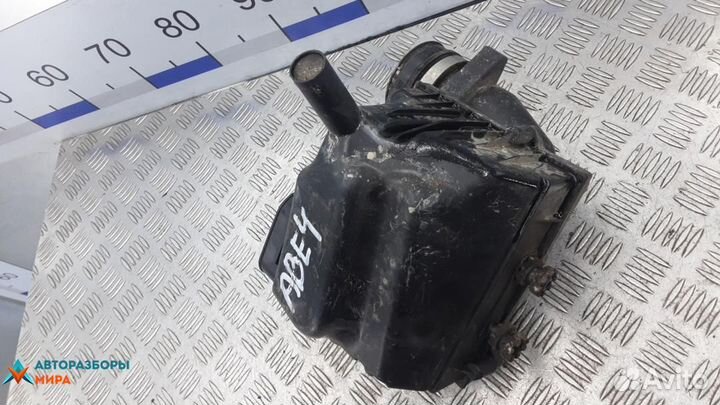 Корпус воздушного фильтра Suzuki SX4 2009