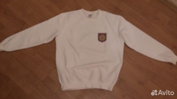 Белый свитшот Flacon Team капсульная коллекция