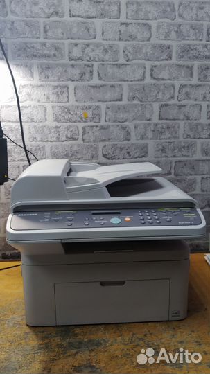 Лазерное мфу Samsung SCX-4521F