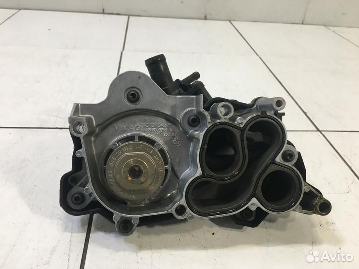 Насос водяной помпа Volkswagen Golf 7 5G1 MK7
