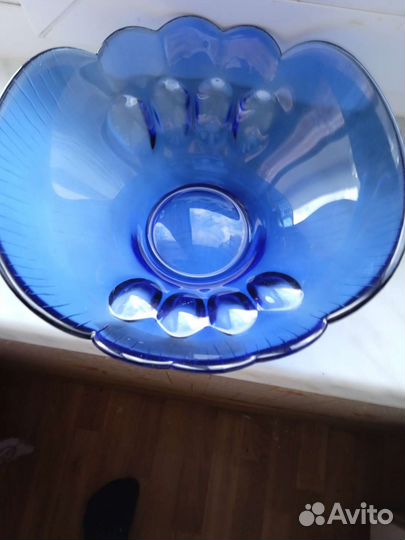 Салатник синего стекла времён СССР бу