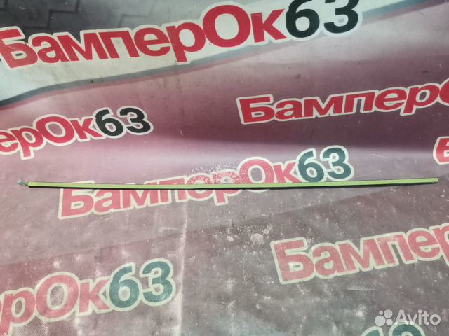 Уплотнитель лобового стекла Nissan Teana