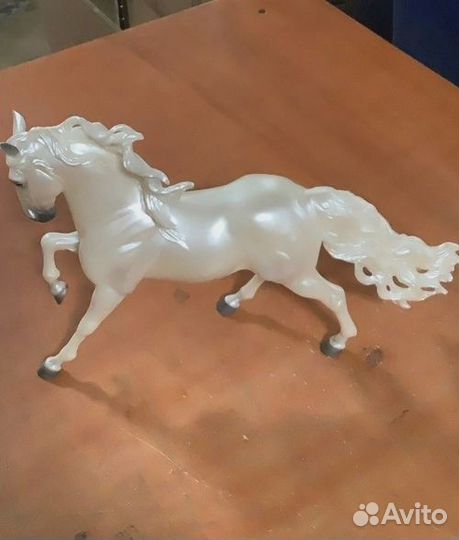 Лошадь breyer Темпладо