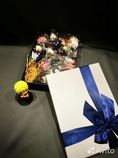 Подарочный набор с аниме фигурками наруто