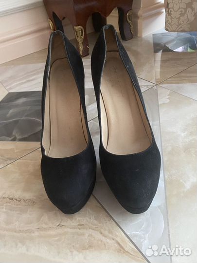 Замшевые черные туфли 38размера
