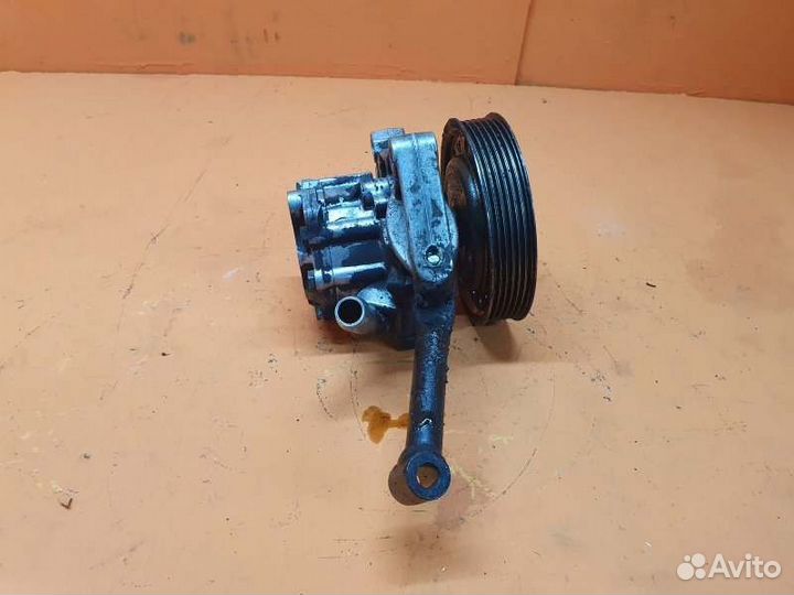 Насос гидроусилителя руля Volvo Xc60 2010