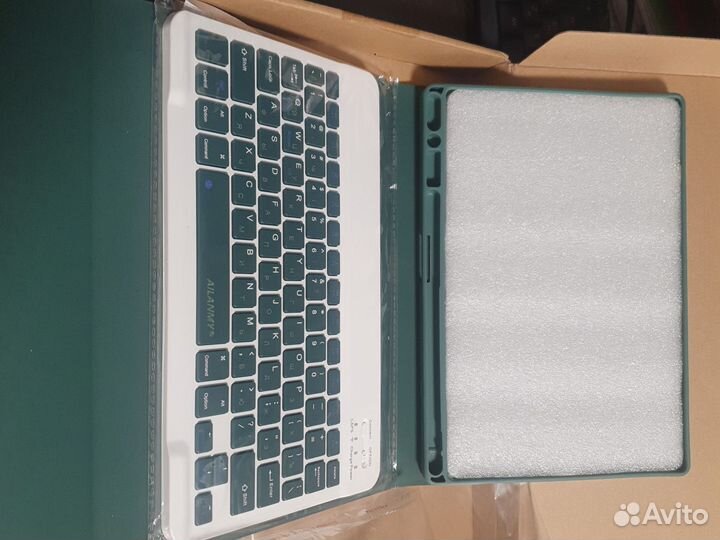 Чехол клавиатура Samsung Galaxy Tab A8 10.5 2021