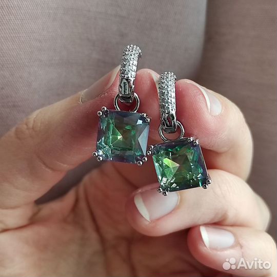 Swarovski серьги зелёные с розовым