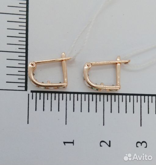 Золотые серьги с фианитом