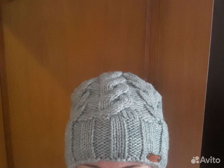 Шапка зимняя шерсть очень теплая