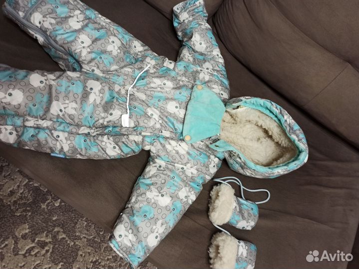 Зимний комбинезон для девочки