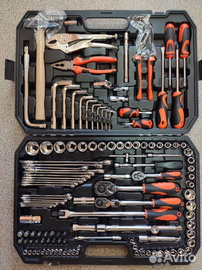 Набор инструментов SATA 129 новый